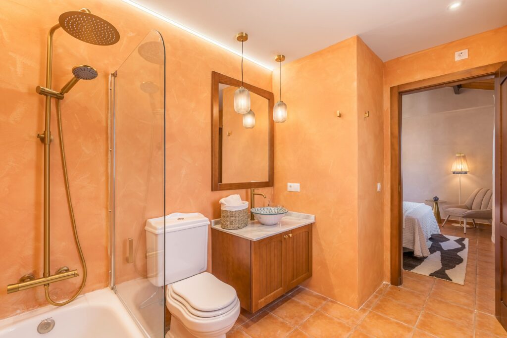 Reforma sin obras baño Albaicín